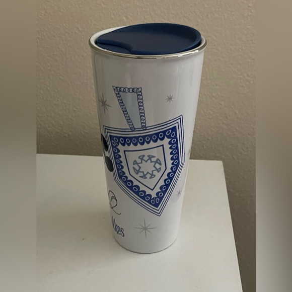 Disney Mickey & Minnie Ceramic Cup 397 ml/ 14 oz - Picture 5 of 5